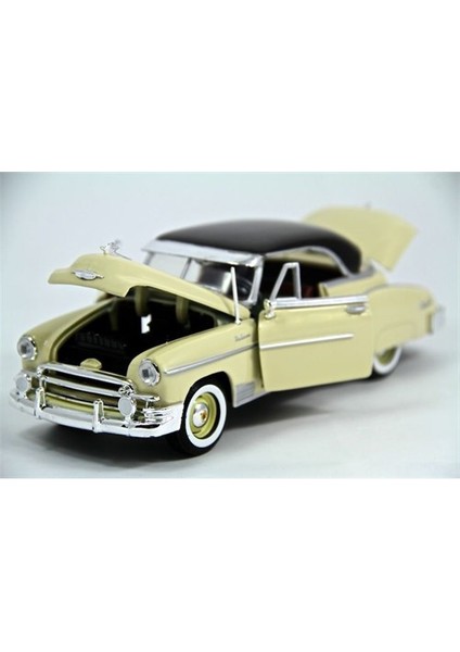 1:24 1950 Chevy Bel Air -Krem Model Araba modelleri