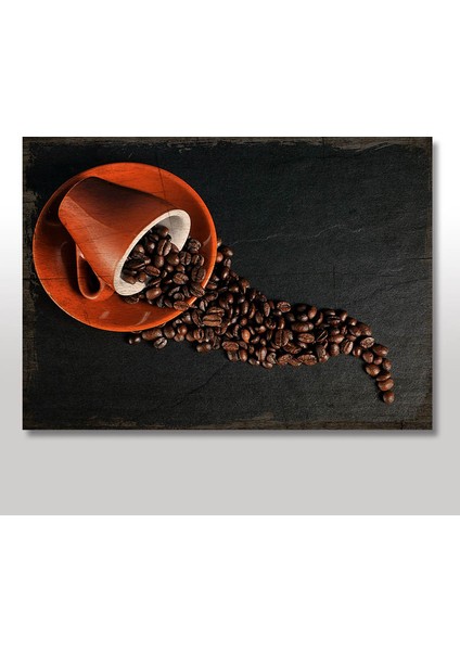 Ahşap Tablo Fincandan Dökülen Kahve Çekirdekleri