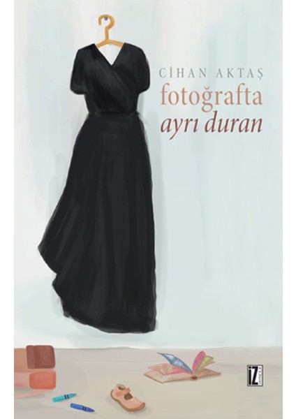Fotoğrafta Ayrı Duran