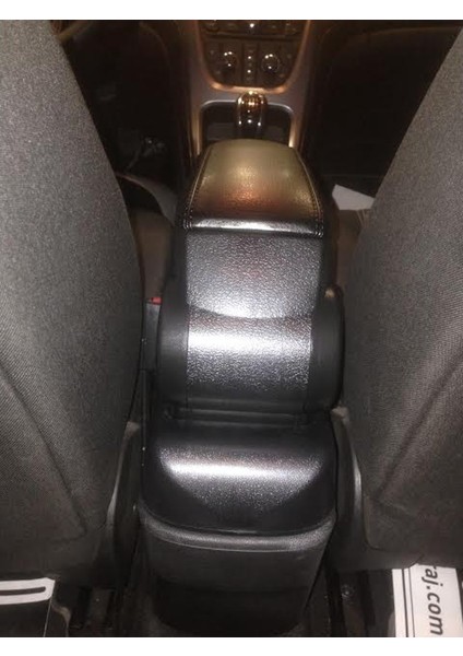 Ford Focus 2 Orjinal Kol Dayama Kolçak Vidasız modelleri