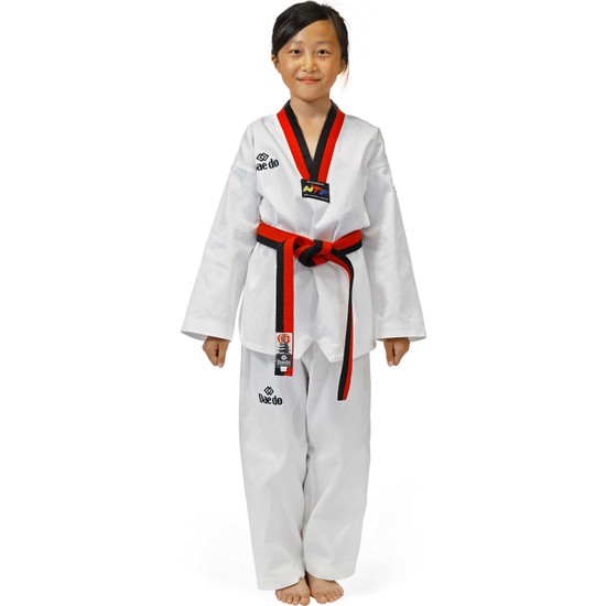 Daedo Taekwondo Elbisesi Pum Yaka (Kırmızı-Siyah) WTF Onaylı
