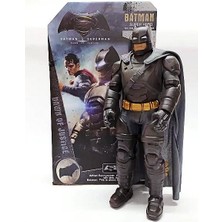 Mrç Batman Down Of Justice Kara Şovalye  33CM + Hediye