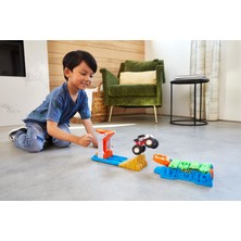 Hot Wheels Monster Trucks Fırlat ve Çarpış Oyun Seti