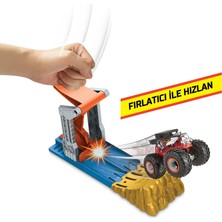 Hot Wheels Monster Trucks Fırlat ve Çarpış Oyun Seti