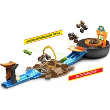 Hot Wheels Monster Trucks Akrobasi Tekerleği Oyun Seti, 2 Adet Hot Wheels 1:64 Ölçekli Araba, 1 Adet Monster Truck İçerir, 4-8 Yaş GVK48