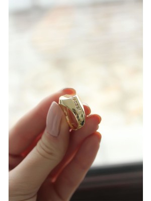 Clariss Punta Zirkon Taşlı Gold Kaplama Kadın Yüzük