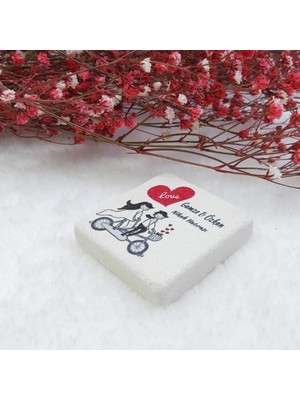 Hayaller Dükkanı 30 Adet Taş Magnet Nikah Şekeri Nişan Liği Bisiklette Gelin Damat 4,5x4,5 Kare