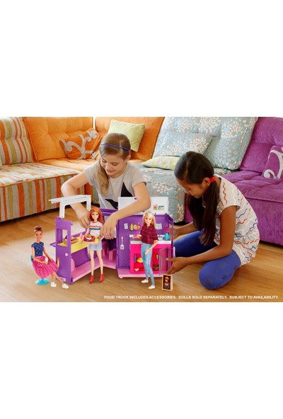 Barbie'nin Yemek Arabası, Çok Sayıda Oyun Alanı ve 30'dan Fazla Gerçekçi Oyuncak Figür GMW07