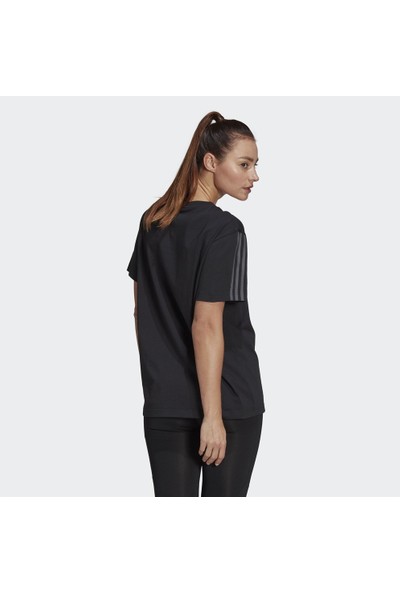 Adidas Essentials Boyfriend Cut 3-Stripes Kadın Tişört