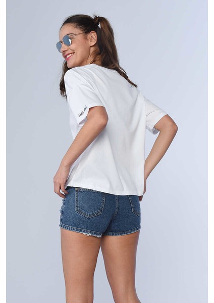 Taıl Beyaz Kadın Bisiklet Yaka Tshirt fırsatları