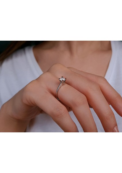 D Renk 0,36 Karat Pırlanta Tektaş Yüzük 0423R0084 indirimleri