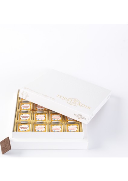 Bebek İsme Özel Sargılı Madlen Çikolata 32 Madlen Çikolata fiyatları