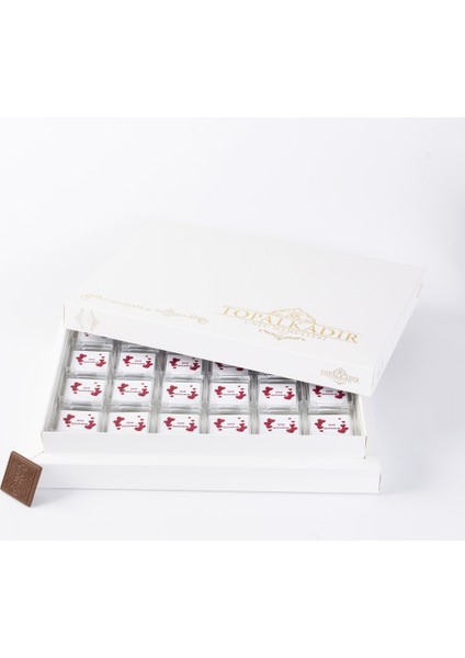 İsme Özel Sargılı Madlen Hediyelik Çikolata 72 Madlen Çikolata fiyatları