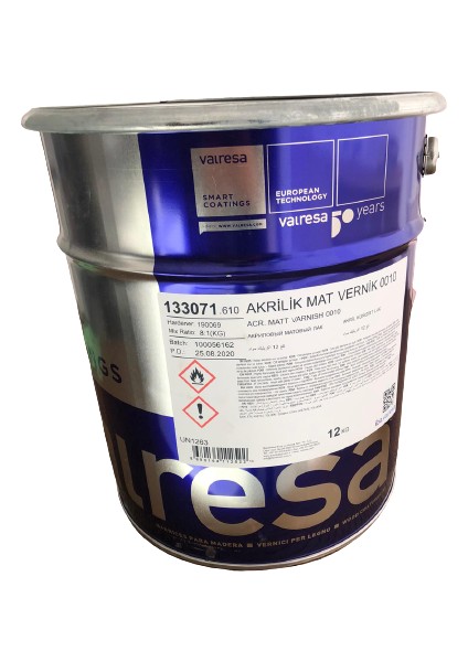 Ithal Akrilik Mat Vernik 8+1 Galon Takım 10 Gloss (3 kg + 0,375 Kg) 3,375 kg