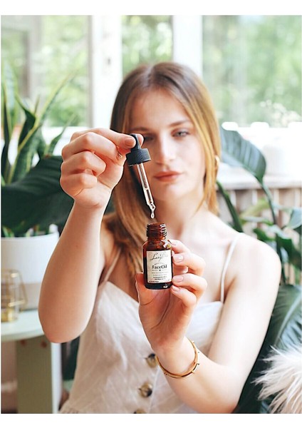Saf Gül Yağı İçeren, Doğal Gül Yüz Bakım Yağı 30 ml