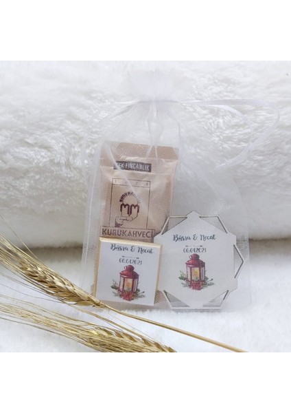 30 Adet Tül Kese Içinde Prizma Ahşap Magnet Madlen Çikolata ve Türk Kahvesi Söz Liği