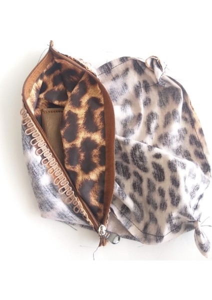 Leopar 28X28 Cm, Dikilmiş Halde, Fermuarlı Astar