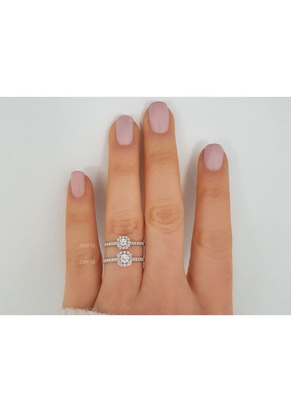 1 Karat Prenses Kesim Pırlanta Görünümlü Tektaş Yüzük 0423R0113 indirimleri