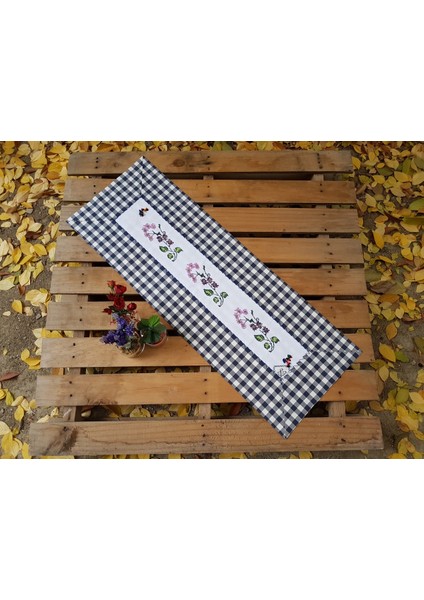 Üç Mor Demetli Runner BEG 2099