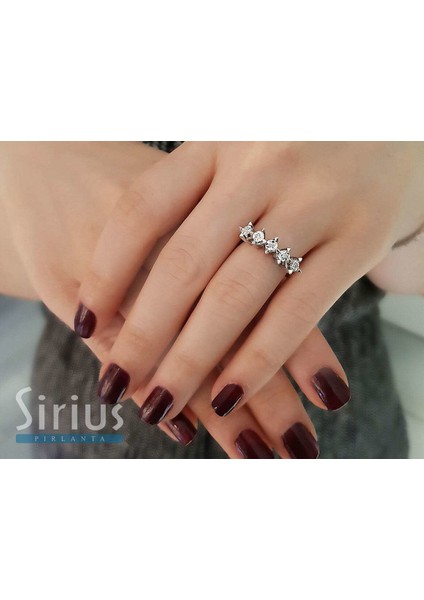 1 Karat Görünümlü Pırlanta 5 Taş Yüzük 0423R0122
