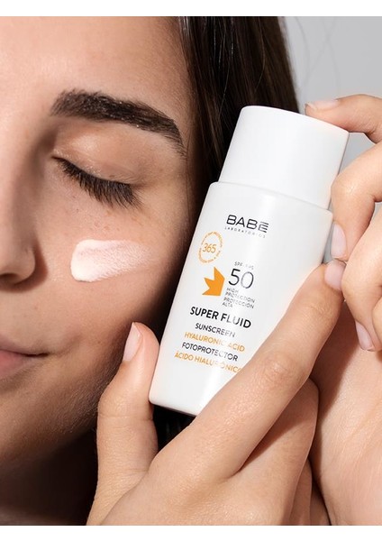 Super Fluid Spf50+ Güneş Koruyucu Yüz Kremi 50 ml