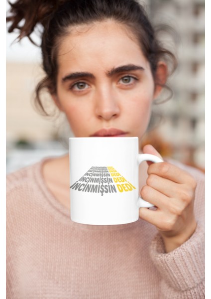 Kio Tasarım İncinmişsin Dedi Yazı -2 Baskılı Kahve Çay Kupası Kupa Beyaz Porselen Mug Sevgililer-İş Arkadaşı-Doğum-Günü Hediyesi Hediye fiyatları