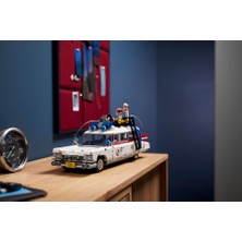 LEGO Creator Expert 10274 Ghostbusters™ Ecto-1