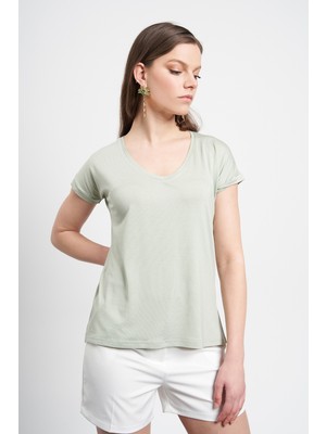 Tena Moda Kadın Çağla V Yaka Geniş Salaş Tişört