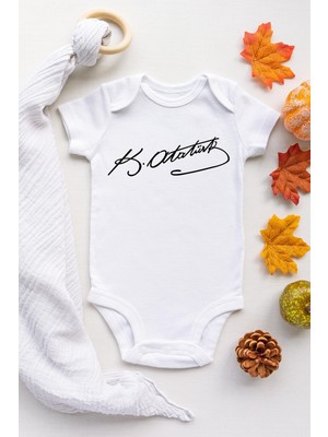 Limon Unisex Bebek Beyaz Atatürk Imza Baskılı Kısa Kol Çıtçıtlı Body Zıbın