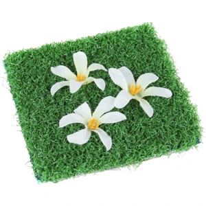 Dekoratif Yapay Çiçek ve Çimli Gider Kapağı Süsü 12 x 12 cm