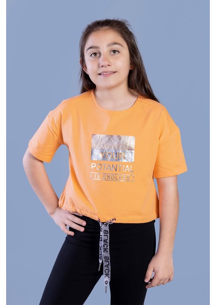 Toontoy Kız Çocuk Crop Model Kordon Detaylı Varak Baskılı Tişört