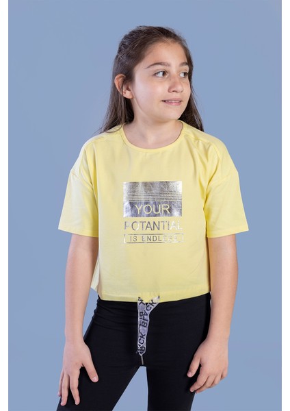 Toontoy Kız Çocuk Crop Model Kordon Detaylı Varak Baskılı Tişört