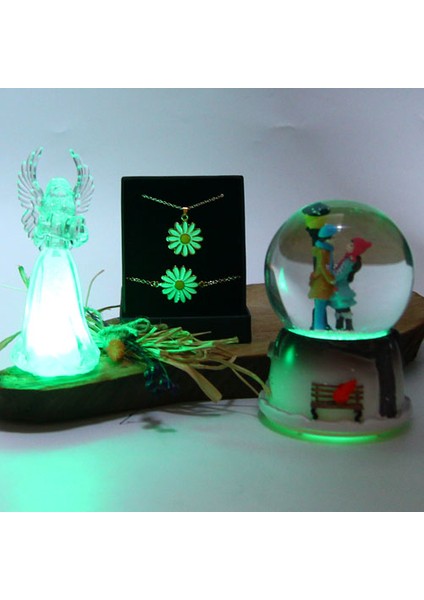 Kolye Papatya Bileklik Altın Kaplama Özel Kutulu & Melek Biblo Işıklı Kar Küresi Işıklı Müzikli Set Hediye modelleri