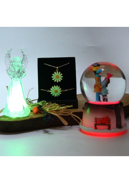 Kolye Papatya Bileklik Altın Kaplama Özel Kutulu & Melek Biblo Işıklı Kar Küresi Işıklı Müzikli Set Hediye indirimleri