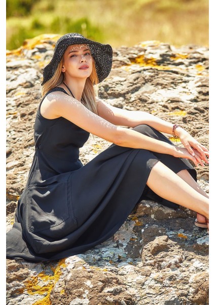 Asimetrik Etek Ucu Kayık Yaka Cepli Elbise fırsatları