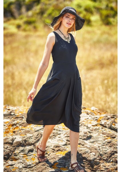 Asimetrik Etek Ucu Kayık Yaka Cepli Elbise modelleri