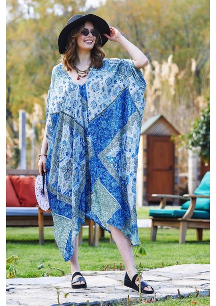 Otantik Desenli Sırt Dekolteli Uzun Elbise modelleri