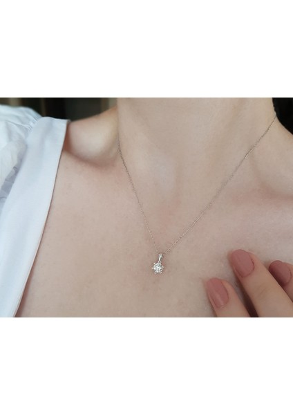 F Renk 0,50 Karat Pırlanta Tektaş Kolye 0423P0036 modelleri