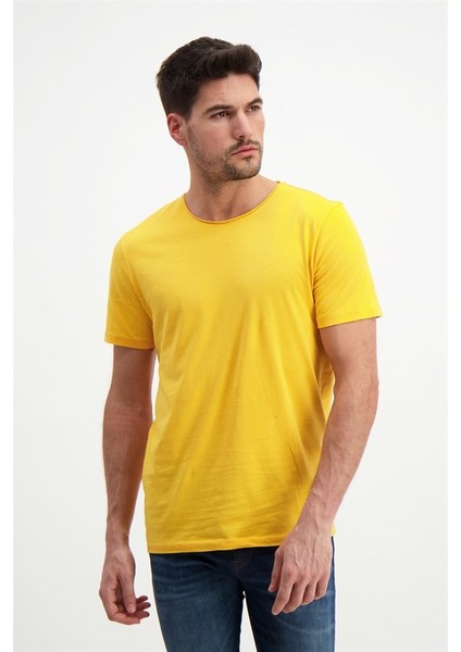 Erkek Sarı Yıkamalı Basic T-Shirt