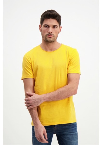 Erkek Sarı Yıkamalı Basic T-Shirt