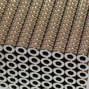 Dünya Magnet 10 Adet Çap 8mm x Del.çapı 4mm x Kalınlık 4mm Süper Güçlü Delikli Neodyum Mıknatıs