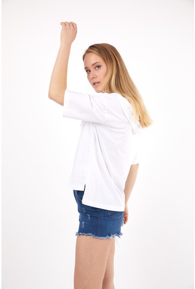 Kadın Arkası Uzun Kapüşonlu Oversize T-Shirt