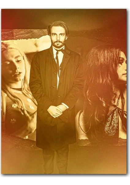 Ahşap Tablo Malcolm ve Marie Film Görseli
