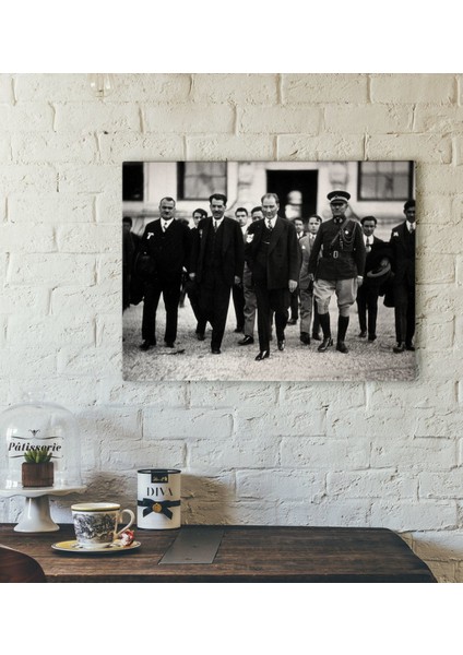 Gift Atatürk Tasarımlı Kanvas Tablo-41 30X50CM