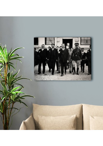 Gift Atatürk Tasarımlı Kanvas Tablo-41 50X70CM