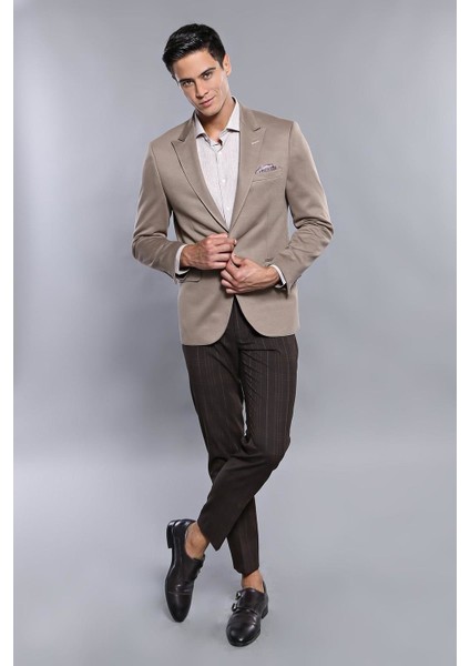 Erkek Sivri Yaka Slim Fit Ceket