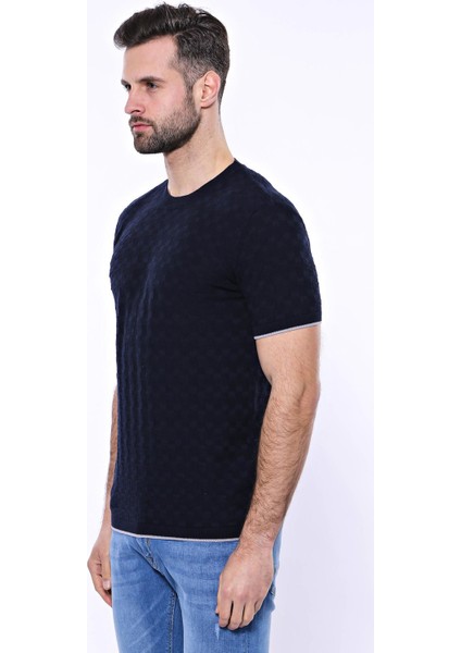 Erkek Slim Fit Bisiklet Yaka Desenli Pamuk Tişört modelleri