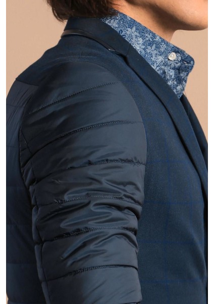 Erkek Çift Yırtmaç Sırt Kapitone Slim Fit Ceket