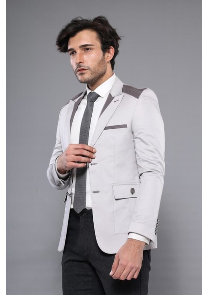 Erkek Sivri Yaka Iki Düğme Slim Fit Ceket