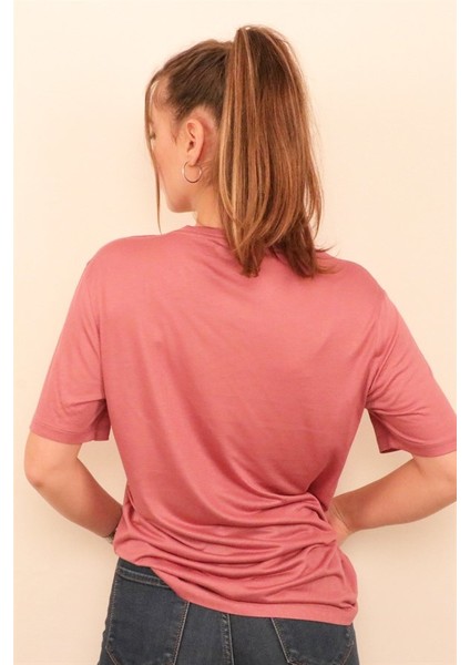 Kadın Gülkurusu Bisiklet Yaka T-Shirt fiyatları